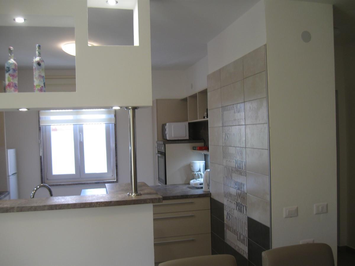 Ane Apartment Loborika Екстер'єр фото
